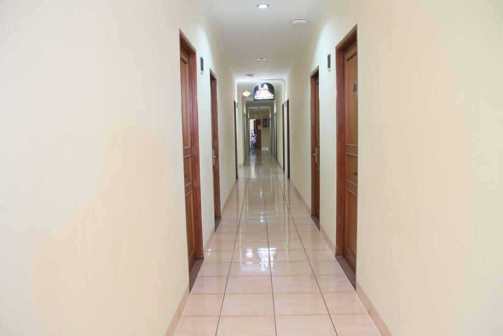 Bukit Dago Hotel Bandung Exterior foto